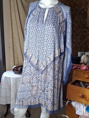 Bcbg Blue and White Floral Boho Dress S